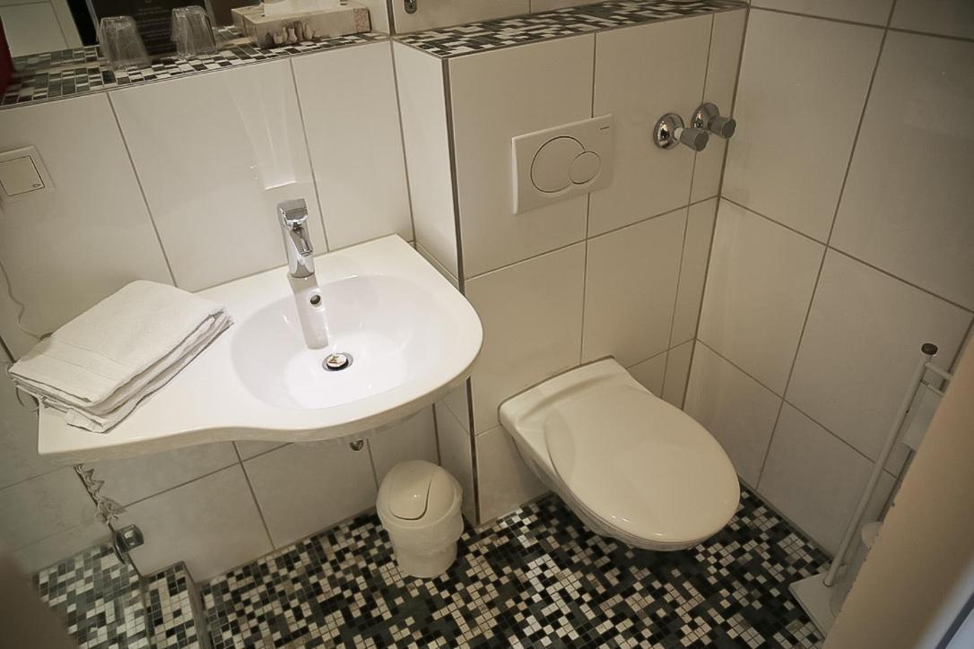 Royal Inn Köln Ngoại thất bức ảnh